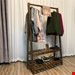  رگال های چوبی با کیفیت دارژین با استفاده از چوب روسی درجه یک و با پیچ و مهره ساخته شده است که به سادگی هرچه تمام تر باز و بسته می شود همچنین در قسمت پایین این رگال طبقه‌ای جهت قرار دادن کیف و کفش تعبیه شده که کارآیی این رگال را بیشتر می‌کند. ابعاد این محصول به صورت استاندارد در با ارتفاع 162سانتی‌متر و طول 80سانتی‌متر و عمق40سانتی‌متر میباشد. رگال لباس مدل nr77 که حاصل تلفیق کارایی و زیبایی می باشد کرده ، لازم تاکید کنیم که چوب استفاده شده در این رگال کاملا طبیعی می باشد که با سیلر ، کیلر و پلی استر رنگ شده و تحت هیچ شرایطی mdf یا لترون یا چوب خام نمی باشد ، این رگال با استفاده از پیچ و مهره به راحتی باز و بسته می شود و شما میتوانید بدون هیچ مشکلی بارها اقدام به باز و بست رگال کنید.