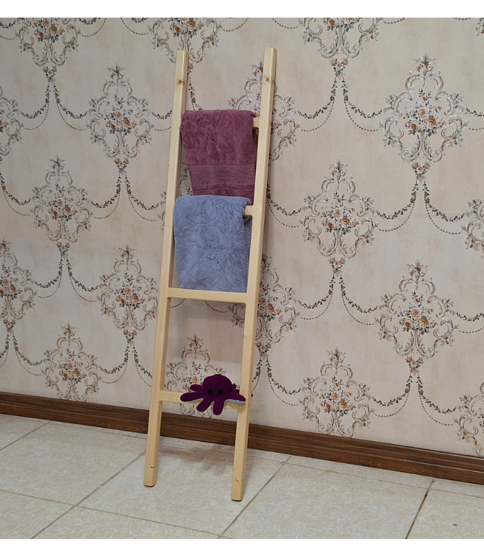 نردبان چوبی دارژین